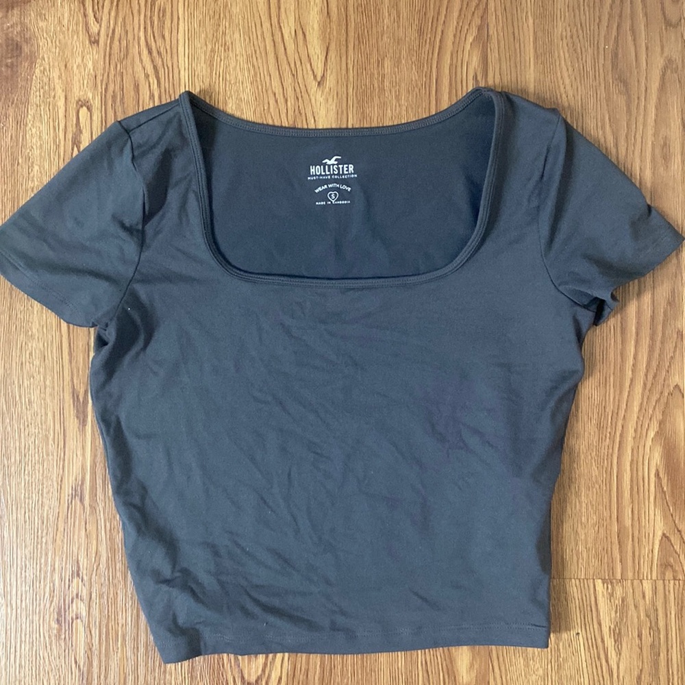 gray slinky top